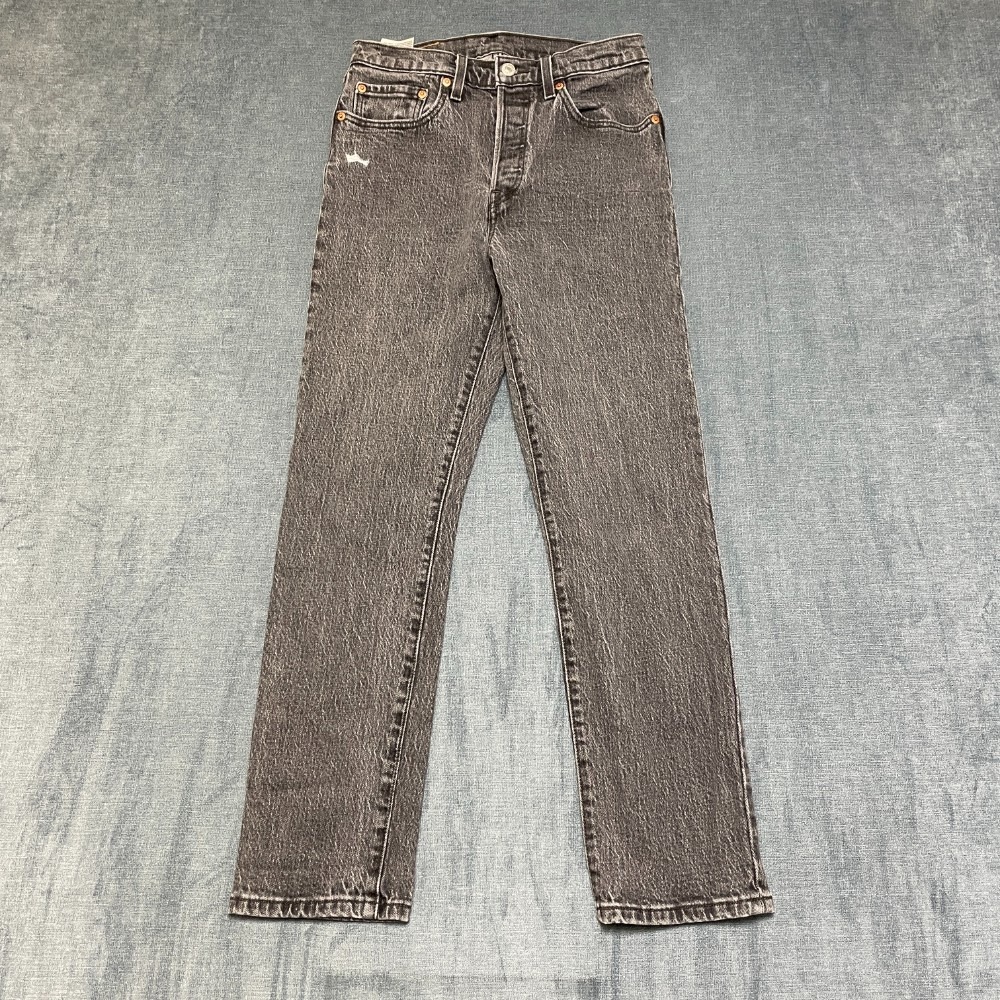 Levi's Jeans Womens 28W Black Denim Dark Wash Straight Leg Casual Streetwear